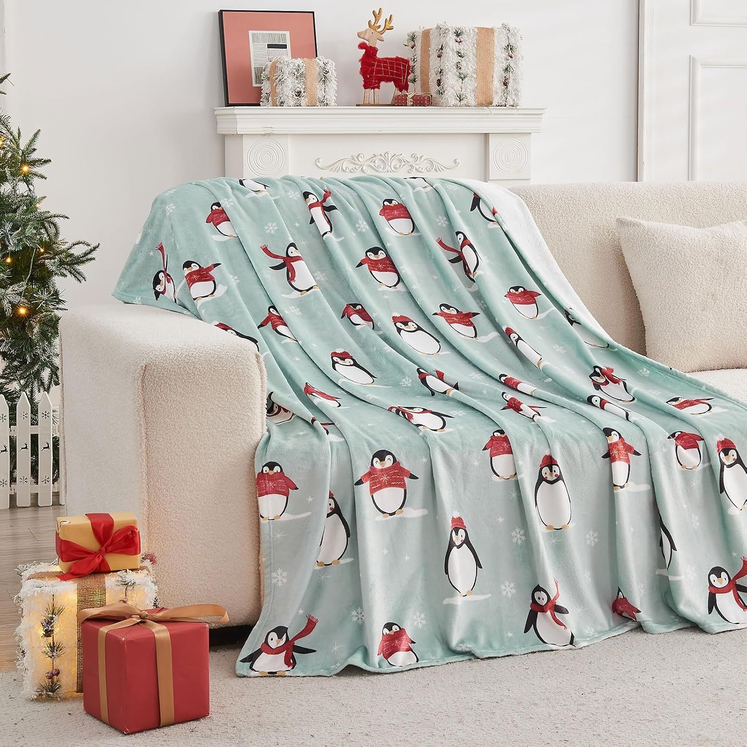 Kids Christmas Hooded Fleece Blanket - Cozy Throw For Snuggling (43" X 55")
