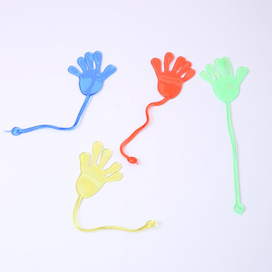 Jouet mains collantes extensibles pour enfants, farce amusante, main en plastique élastique, jouet mural grimpant, fabriqué en Chine - Product Image 3