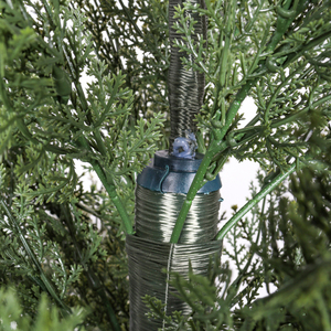 Árbol de Ciprés Artificial Realista de 1.5 m Resistente a los Rayos UV, Maceta de Plástico Negra, Planta Artificial para Interiores y Exteriores, Topiario para Jardín, Navidad - Product Image 4