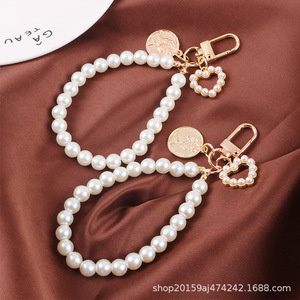 100% Authentic Brand New Creative Imitation Pearl Chain <b>Sailboat</b> Round Metal Tag Car Keychain Pendant Women's Bag Decoration - Product Image 2