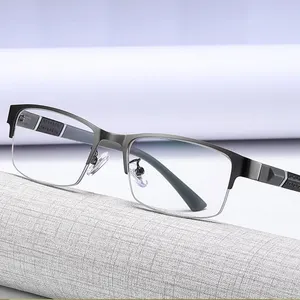 Uomini donne titanio occhiali da vista lenti Zoom ingrandimento occhiali da lettura Anti luce blu lettura 1.0 1.5 2.0 2.5 3.0 3.5