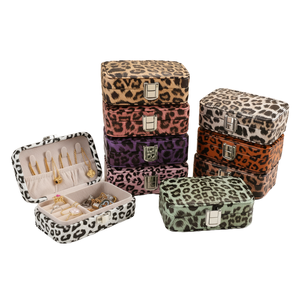 High-End Fashionable Florals Print Leather Creative Portable Rectangular Velvet Lining <b>Jewelry</b> Organizer <b>Box</b> for Rings <b>Necklaces</b> - Product Image 1