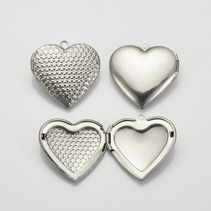 Custom <b>Heart</b> Locket Pendant Stainless Steel Flowers Round Picture Box Fashion Jewelry Locket Pendants - Product Image 3
