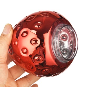 Bicchiere a Forma di Fragola in Plastica con Coperchio e Cannuccia, Simpatica Bottiglia d'Acqua, Contenitore per Bevande Fredde per Feste Estive Hawaiane - Product Image 4