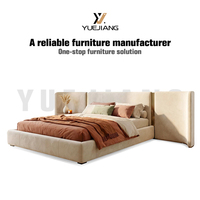 Lit plateforme de luxe Halston avec tête de lit capitonnée en velours, mobilier de chambre moderne, design personnalisé, vente en gros, garantie 3 ans
