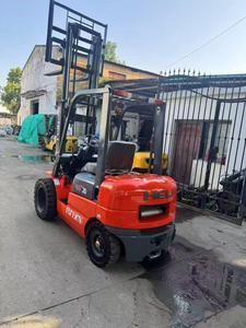 Chariot élévateur diesel HELI 3 tonnes avec boîte de vitesses, moteur et roulement certifiés CE ISO9001, équipement robuste avec moteur Isuzu pour entrepôt - Product Image 6