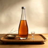 Bouteille en verre transparente pour spiritueux, corps bombé, col long et étroit, base épaisse, vente en gros directe usine Chine