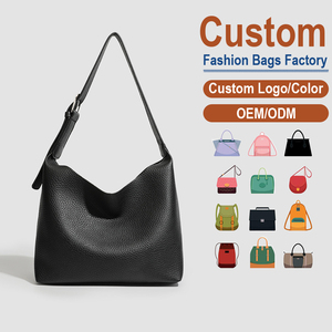 Sac à main classique noir souple, sac en cuir spacieux, sac léger à porter sous le bras pour un usage quotidien - Product Image 1