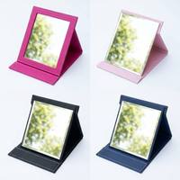 Miroir de maquillage portable pliable en cuir PU sur mesure, à trois volets, avec support, vente en gros OEM, directement de l'usine
