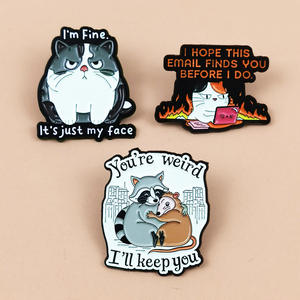 Broche créative en forme d'animaux de dessin animé (<span class=keywords><strong>chat</strong></span> et raton d'Inde), amusante et personnalisée avec des phrases en anglais, accessoire de mode en stock - Product Image 3