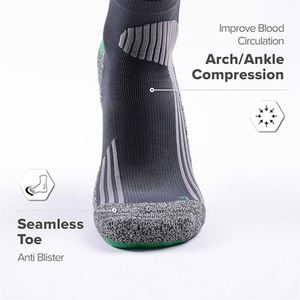 Chaussettes de compression athlétiques anti-ampoules OEM, chaussettes de course pour femmes et hommes - Product Image 5