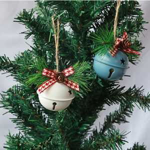 Decorazioni Natalizie per Finestre, Ornamenti per Alberi, Pigne, Bacche Rosse, Accessori, Decorazioni Transfrontaliere, Ciondolo Campana in Ferro - Product Image 3