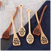 Cuchara de Madera para Miel BAMBUS Chic - Diseño Creativo de Panal Hueco, Agitador de Madera de Haya de Mango Largo para Servir Jarabes en Tarros