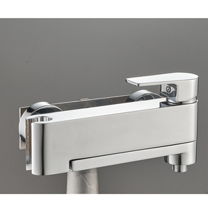 Momali cina moderno sanitari di nuovo <span class=keywords><strong>design</strong></span> in ottone a foro singolo pesante vasca da bagno rubinetto <span class=keywords><strong>doccia</strong></span> miscelatore rubinetto per il bagno - Product Image 4