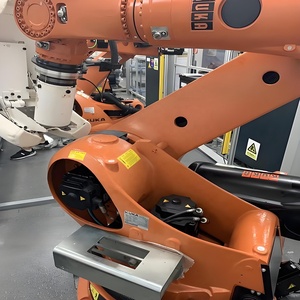 Robot de 6 Ejes KR 35 R1840-3 HW, Capacidad de Carga de 35 kg, Alcance de 1840 mm, Motor Servoeléctrico, Manipulación, Apilamiento, Alta Precisión KR - Product Image 1