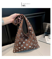 Offre Spéciale moto Punk Style luxe concepteur point rond Rivet sac à bandoulière Hobo PU cuir métal goujon seau sous les bras sac à main