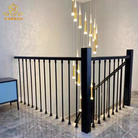 Balustres d'escalier modernes en aluminium au design premium, montés au sol, finition noir satiné, garantie 3 ans