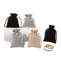 Pochette à bijoux en velours personnalisée écologique avec cordon de serrage, en tissu suédé double face, estampage argenté, pour rangement de colliers et lunettes
