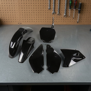 Kit di plastica nera per Suzuki RM 85 2000-2025 modello di accessori per moto - Product Image 2