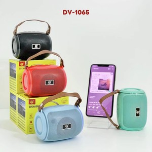 Nouveau kit de batterie <span class=keywords><strong>portable</strong></span> DV-1065, haut-parleur Bluetooth sans fil d'extérieur avec lumière RVB et système audio <span class=keywords><strong>miniature</strong></span> pour le fitness - Product Image 2