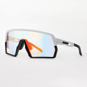 <span class=keywords><strong>Lunettes</strong></span> de soleil photochromiques Sports de plein air <span class=keywords><strong>Lunettes</strong></span> de cyclisme Hommes et femmes Cyclisme <span class=keywords><strong>Alpinisme</strong></span> <span class=keywords><strong>Lunettes</strong></span> coupe-vent UV400 - Product Image 2