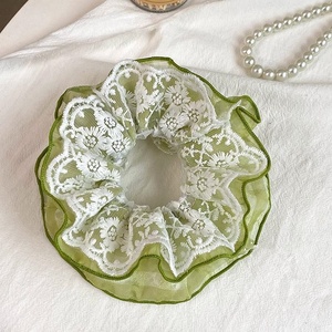 ยางรัดผมลูกไม้เกาหลีแบบใหม่ ขนาดใหญ่ 4 ชั้น ลายดอกไม้เรียบง่าย สำหรับผู้หญิง ขายส่ง - Product Image 5