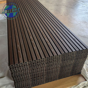 Panneau de clôture extérieur Wpc Couleur grise Revêtement mural extérieur Échantillon gratuit Revêtement en <span class=keywords><strong>bois</strong></span> Grain Co Extrusion - Product Image 2