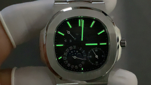 Orologi meccanici automatici <span class=keywords><strong>da</strong></span> uomo e <span class=keywords><strong>da</strong></span> <span class=keywords><strong>donna</strong></span> di lusso all'ingrosso con chiusura nascosta in titanio con riserva di carica - Product Image 3