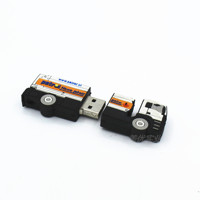 Kulkas bagus mobil bentuk usb flash drive massal PVC usb disk 16GB murah bentuk truk memori usb