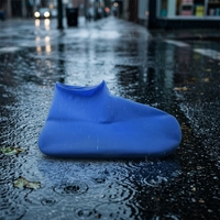 Bottes de pluie, équipement de camping imperméable, accessoire de protection contre la pluie, fabriqué en Chine