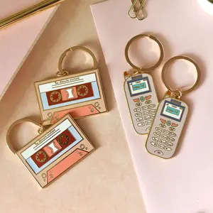 Bán buôn điện thoại di động men Keychain Vintage Retro Vàng Keyring 90S thẩm mỹ dễ thương móc khóa