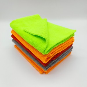 <span class=keywords><strong>Serviette</strong></span> de séchage pour voiture en polyester tricoté sans ourlet 40x40cm, écologique, absorbante, anti-enfants, pour usage domestique, personnalisation OEM/ODM - Product Image 1