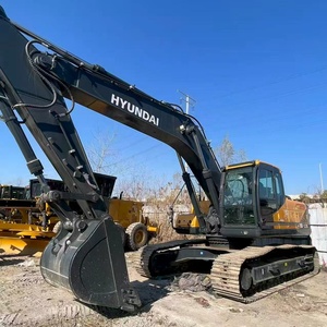 Excavatrice Hyundai 300 Premium, faible nombre d'heures de travail, garantie 1 an, livraison mondiale - Product Image 1