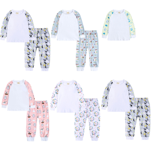 2025 nouveau oeuf de pâques <span class=keywords><strong>lapin</strong></span> ensemble conception unie garçons et filles maison vêtements moyens grandes tailles printemps automne pyjamas pour enfants - Product Image 6