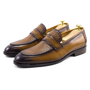 Zapatos de Cuero de Negocios de Moda para Hombre de Alta Calidad en Oferta, Zapatos de Cuero Genuino con Suela Gruesa - Product Image 5