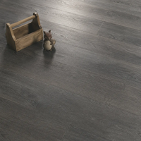 Revêtement de sol SPC (Stone-Plastic Composite) moderne et minimaliste en gros, à clipser, étanche, antidérapant, écologique, ignifuge, pour intérieur