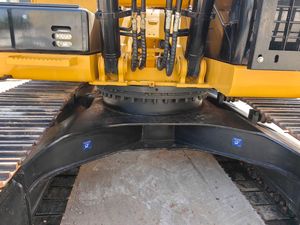 Used CAT 320D2 Hydraulic Crawler Excavator, 20.6 Ton Japan Original <b>Digger</b> with Low Working Hours - Product Image 6