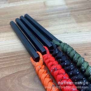 ชุดแท่งแมกนีเซียมหกเหลี่ยมสีดำ อุปกรณ์จุดไฟสำหรับเอาตัวรอดกลางแจ้ง ทนลม ใช้กับหินเหล็กไฟ สำหรับการตั้งแคมป์และใช้ในกรณีฉุกเฉิน - Product Image 4