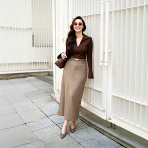 A8086 <b>Women's</b> Winter Casual Slim Fit Solid Color Knitted Flare Sleeve for <b>Neck</b> Top with Zipper Anti-Wrinkle Breathable - Product Image 1