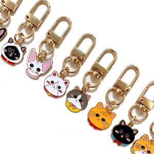 Sẵn sàng để tàu dễ thương Con Chó Nhỏ kim loại Keychain vàng mạ mềm men kim loại móc chìa khóa mặt dây chuyền móc áo - Product Image 3