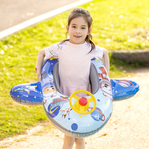 Bouée gonflable pour enfant en forme d'avion de dessin animé, pour piscine et parc aquatique, avec volant et klaxon. - Product Image 2