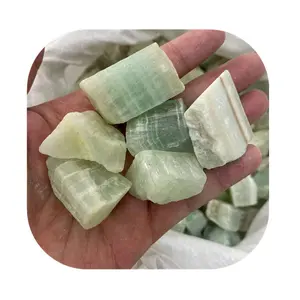 Neuankömmlinge heilen rohe Kristalle Mineralien natürlichen hellgrünen blauen karibischen Calcit-Roh stein zum Verkauf