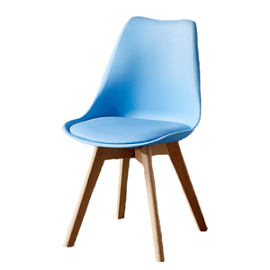 <span class=keywords><strong>Chaise</strong></span> en plastique <span class=keywords><strong>scandinave</strong></span> moderne et classique Tulip bon marché <span class=keywords><strong>chaise</strong></span> de salle à manger en plastique pp <span class=keywords><strong>chaise</strong></span> nordique de restaurant <span class=keywords><strong>chaise</strong></span> de salle à manger en bois massif - Product Image 3