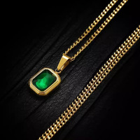 Haut de gamme plaqué or titane acier pendentif collier Rectangle vert cristal artificiel pendentif collier bijoux pour femmes