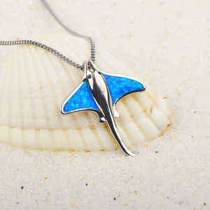 Collier pour femme de style européen et américain, nouveau modèle bleu avec pendentif raie manta, pendentifs raffinés - Product Image 3