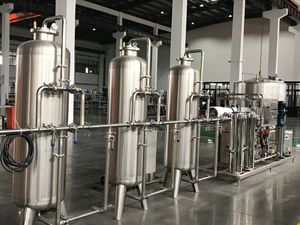 Machine de remplissage et de bouchage de vin avec de l'azote jusqu'à 1500 bouteilles par heure - Product Image 6