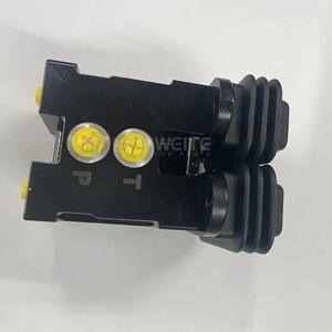 Ensemble de soupape de commande de marche Senwitt pour excavatrice Dx60 Doosan Daewoo, 6 trous, pièces de commande de marche modifiées - Product Image 1