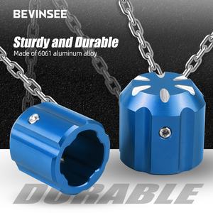 Capuchon de protection pour valve de service de climatisation en aluminium BEVINSEE # 3C0820581 pour <span class=keywords><strong>Audi</strong></span> <span class=keywords><strong>TT</strong></span>/TTS Coupé/Roadster 8J 2007-2014 - Product Image 3