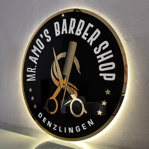 Insegna in Ottone Personalizzata per Barbiere, Decorazione Murale Vintage in Metallo per Parrucchieri - Product Image 1