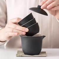 Ensemble de thé Gongfu de style chinois en porcelaine théière et tasse portables pour les cadeaux à la maison